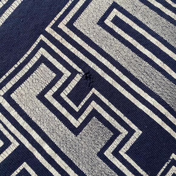 Distressed 90s the fed crewneck - Picture 3 of 5